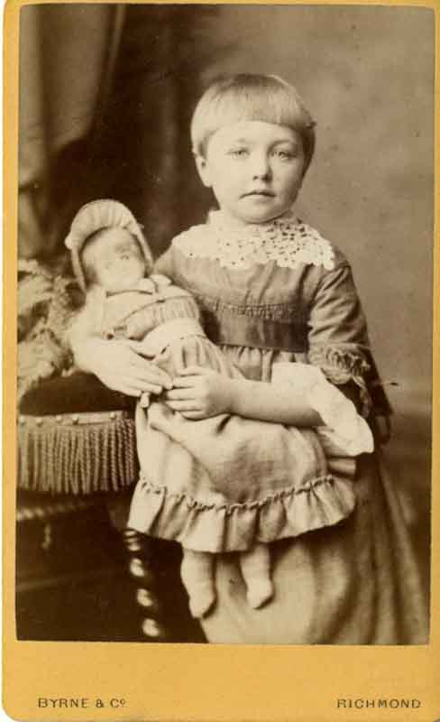 Dorothy-Walker-as-young-girl-Number-TBC